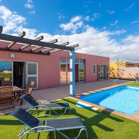 Villa Oceano Антигуа Екстериор снимка