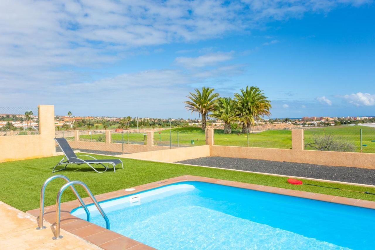 Villa Oceano Антигуа Екстериор снимка
